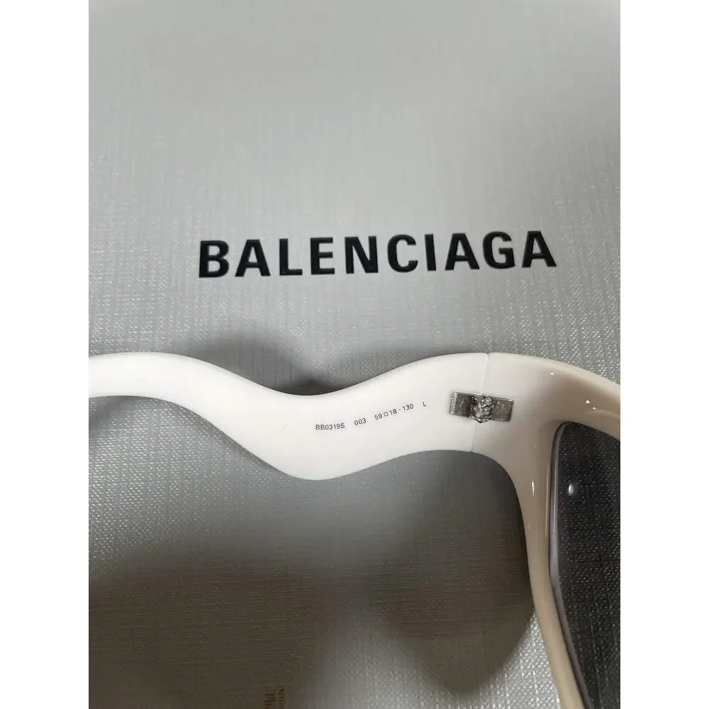 BALENCIAGA OVERSIZED CAT EYE SUNGLASSES IVORY WHITE